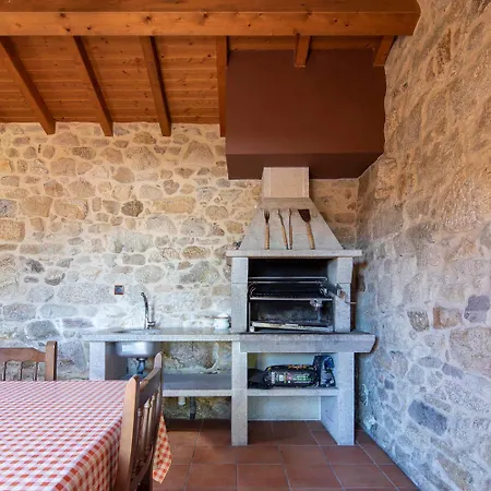 Apartment Lar De Arousa 2 *